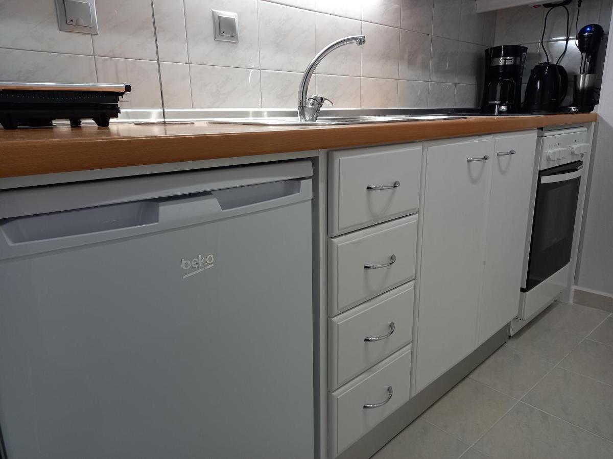 Mystique Apartment Komotini Bagian luar foto