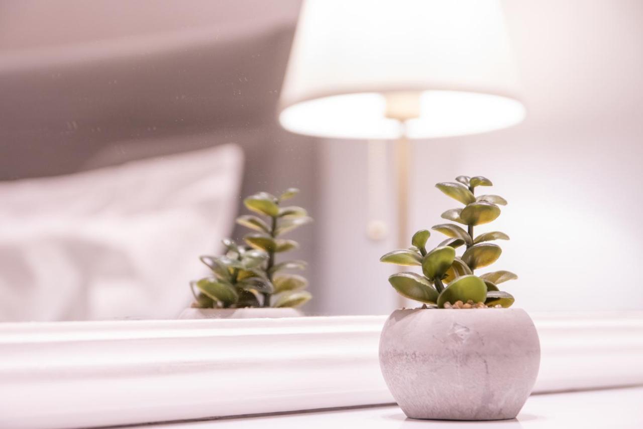 Mystique Apartment Komotini Bagian luar foto
