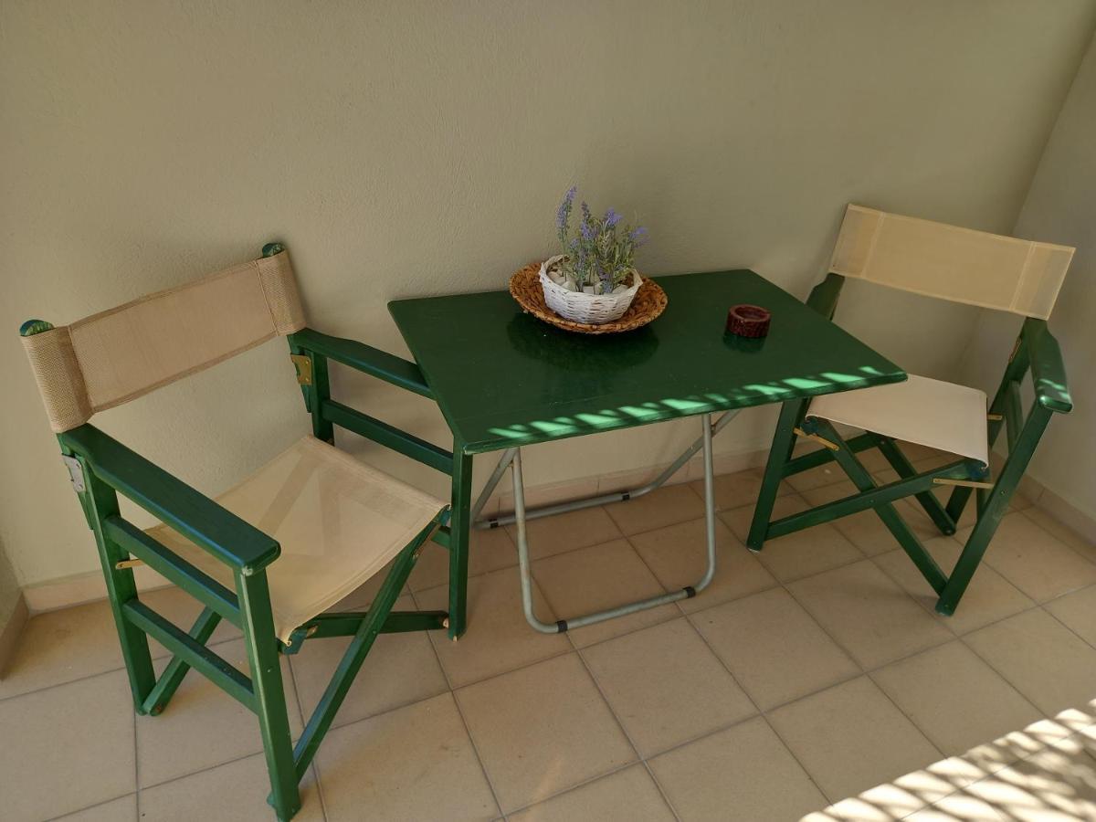 Mystique Apartment Komotini Bagian luar foto
